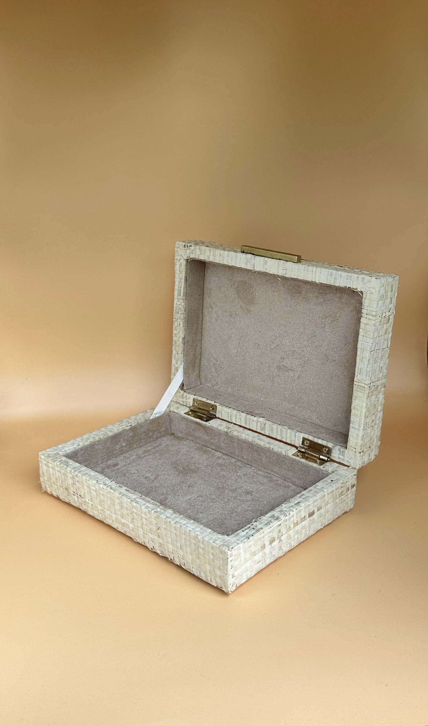 Woven Vintage Jewelry Box