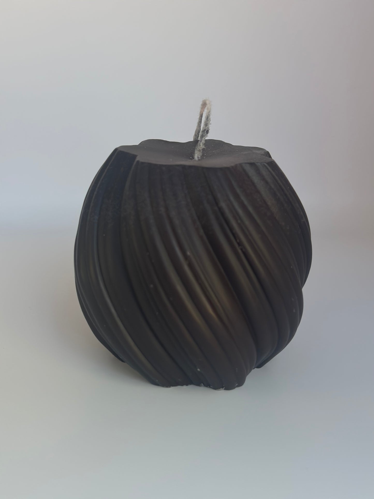 Casadh Shaped Candle
