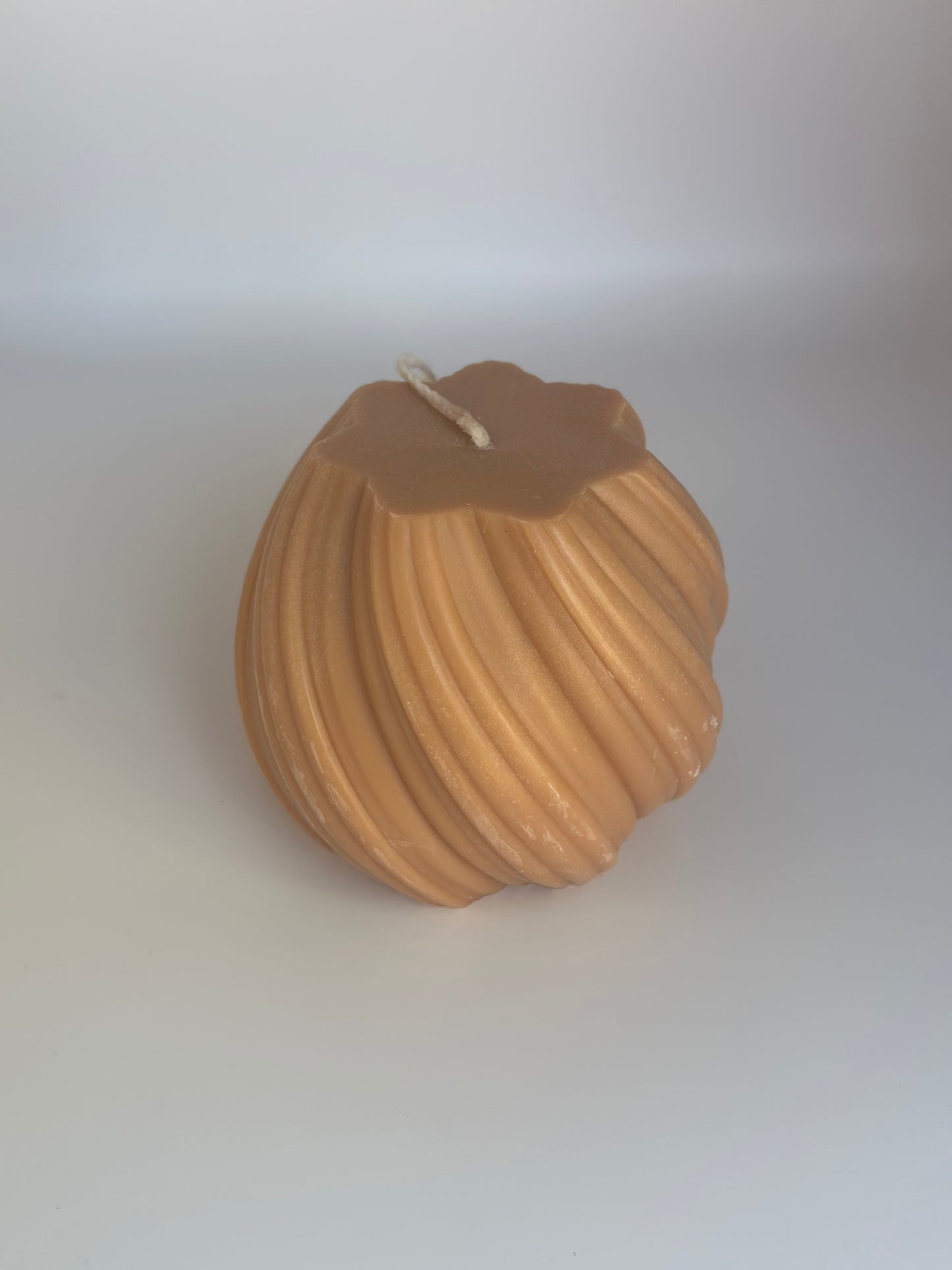 Casadh Shaped Candle