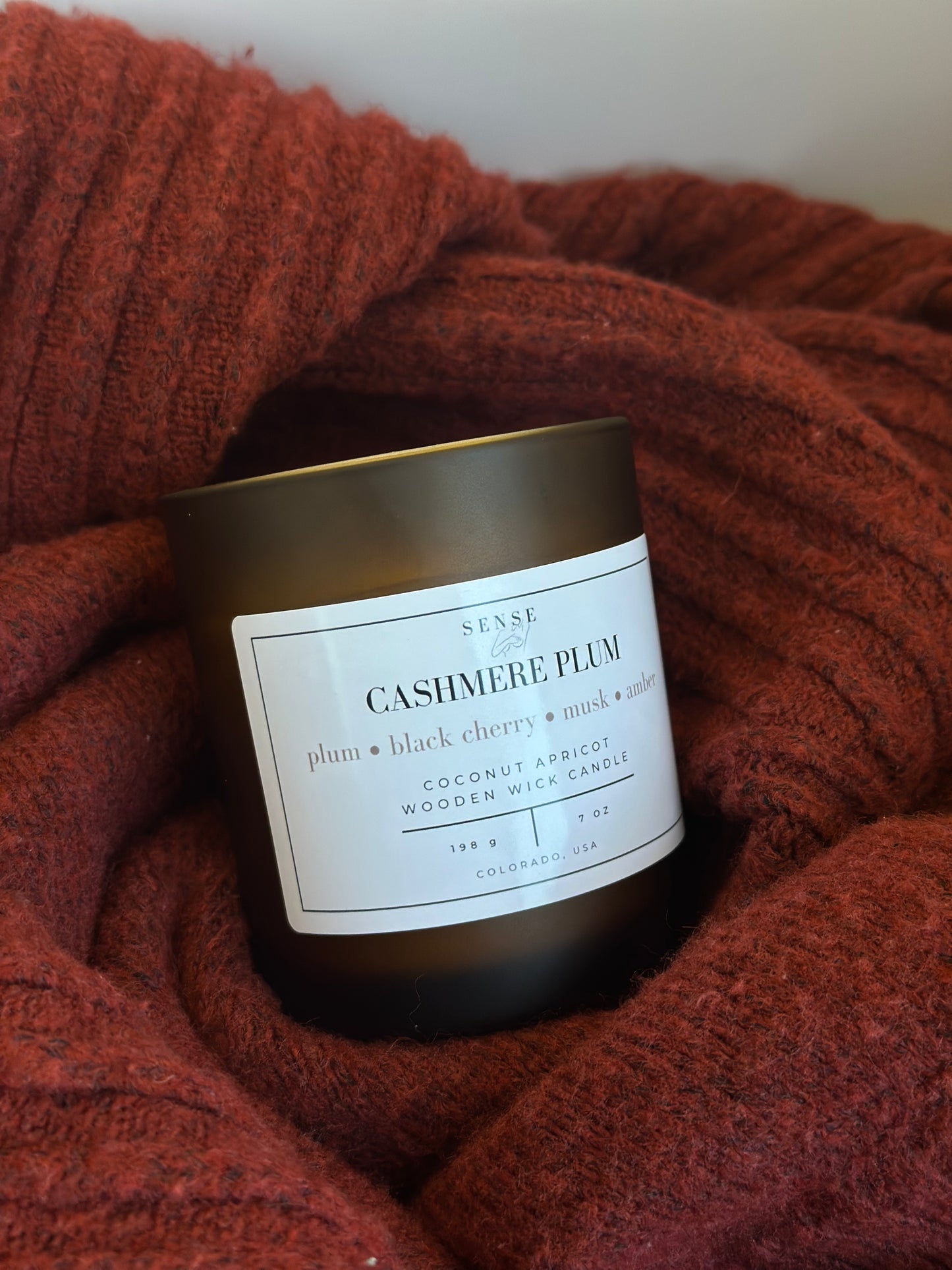 Cashmere Plum Wooden Wick Candle