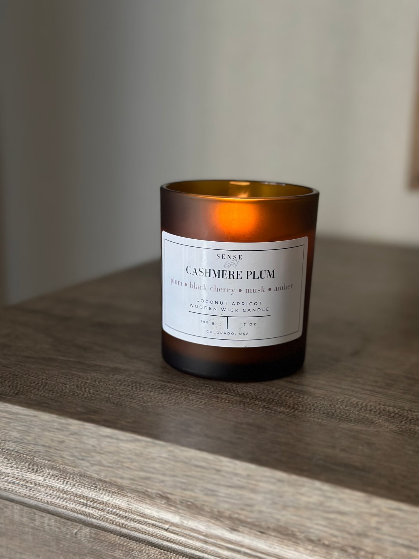Cashmere Plum Wooden Wick Candle